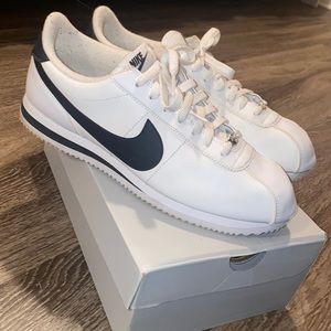 Nike Cortez